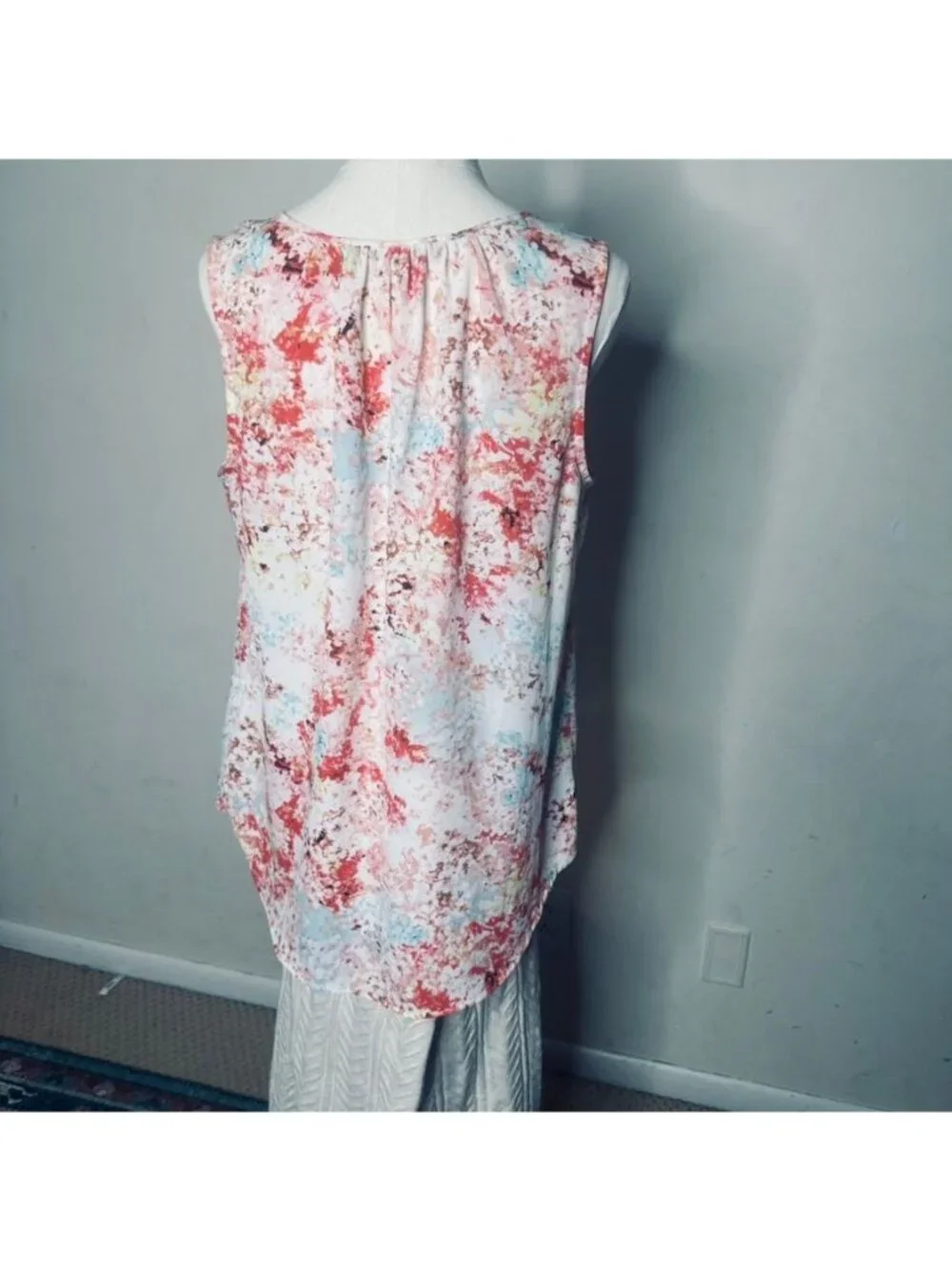 Rose & Olive Womens Sleeveless Blouse Floral Print Tassel Tie Neck L Sheer Flowy